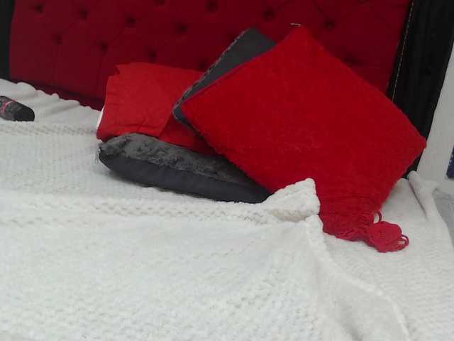 Live sex webcam photo for Rossitaspace #274180782