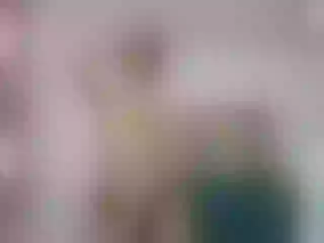 Live sex webcam photo for Rossy-sweet #275655164
