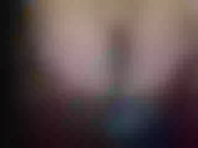 Live sex webcam photo for RossyLove #277616157