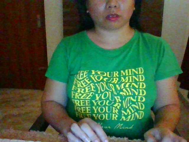 Live sex webcam photo for RossyLove #291301674