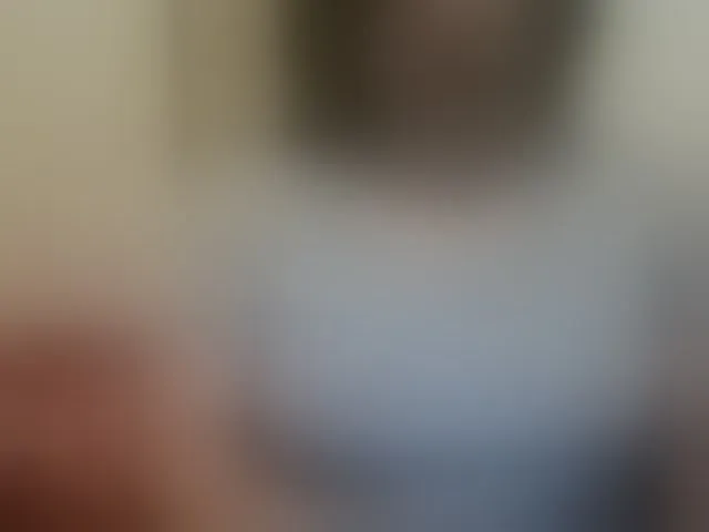 Live sex webcam photo for RossyLove #292775445