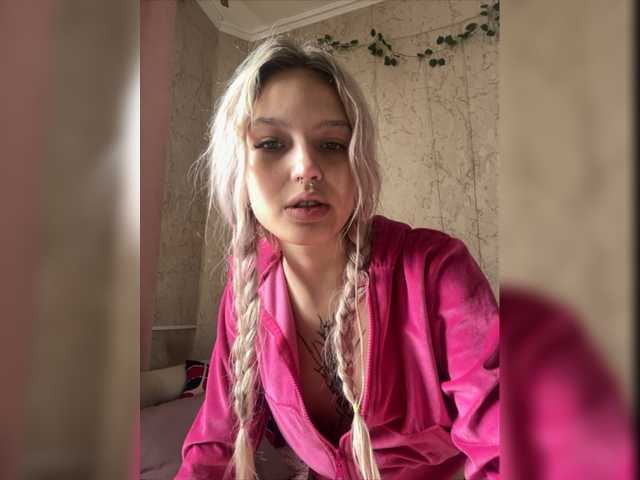 Live sex webcam photo for Rostomancom777 #275458614