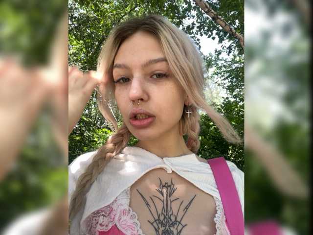 Live sex webcam photo for Rostomancom777 #275474434