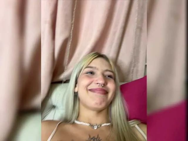 Live sex webcam photo for Rostomancom888 #276327266