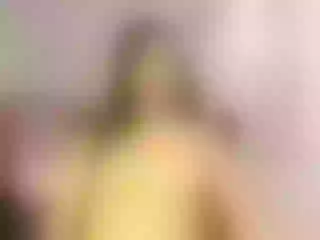 Live sex webcam photo for RosyBelle #276159067