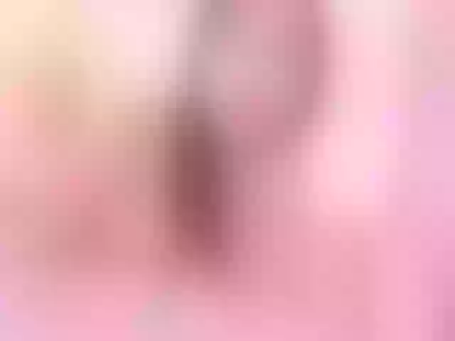 Live sex webcam photo for RosyBelle #276184931
