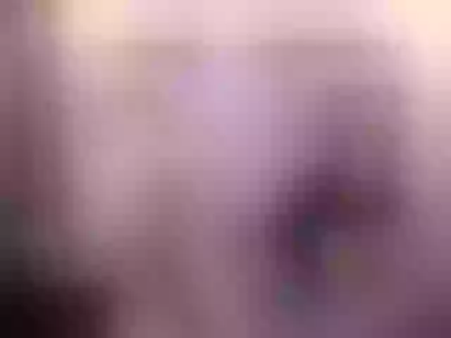 Live sex webcam photo for RosyCameron #273479027