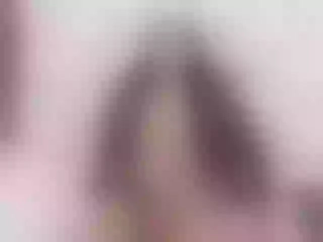Live sex webcam photo for RosyCameron #273498657
