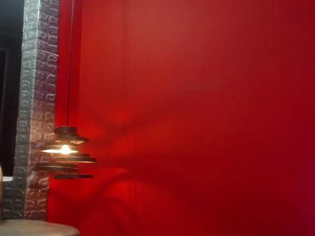 Live sex webcam photo for RousBluee #273884660