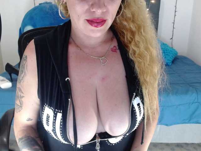 Live sex webcam photo for RousSielu #272099607