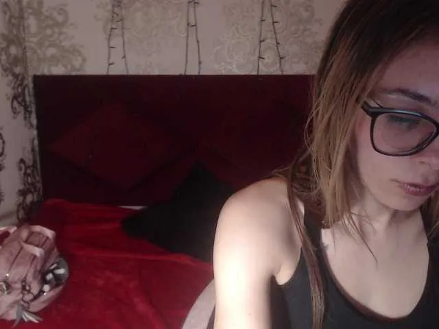 Live sex webcam photo for RousellVaads #288060391