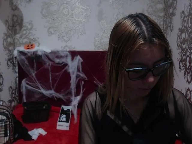 Live sex webcam photo for RousellVaads #288060513