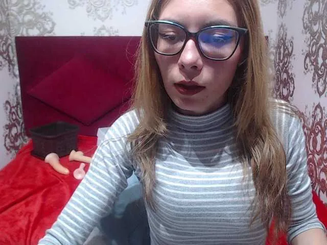 Live sex webcam photo for RousellVaads #288060529