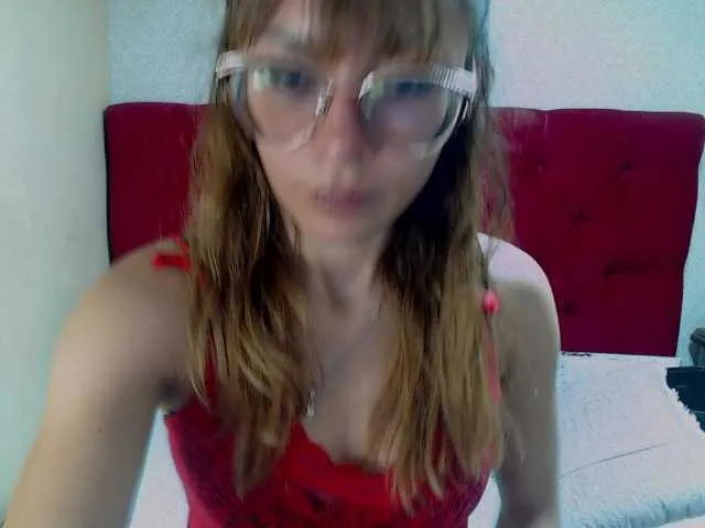 Live sex webcam photo for RousellVaads #289015667