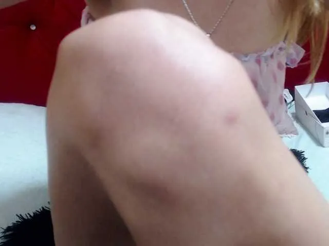 Live sex webcam photo for RousellVaads #289741875