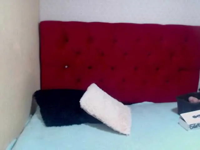 Live sex webcam photo for RousellVaads #290047084