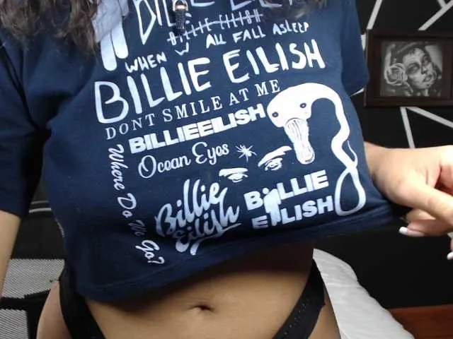 Live sex webcam photo for Rouss- #271960532