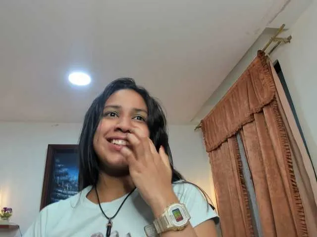 Live sex webcam photo for Rouss- #272871319