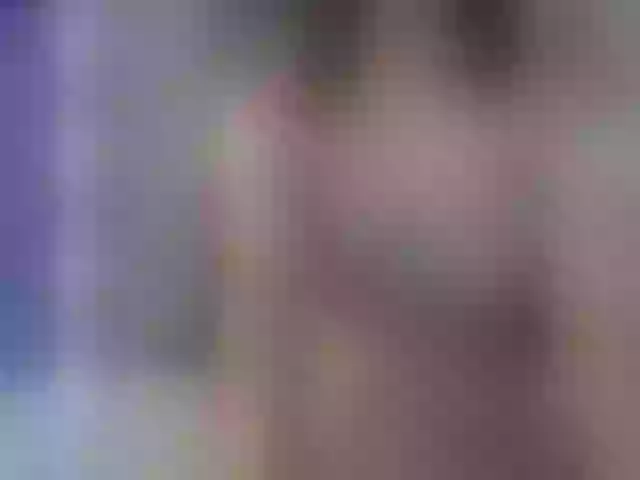 Live sex webcam photo for RoussMeyers #271759090
