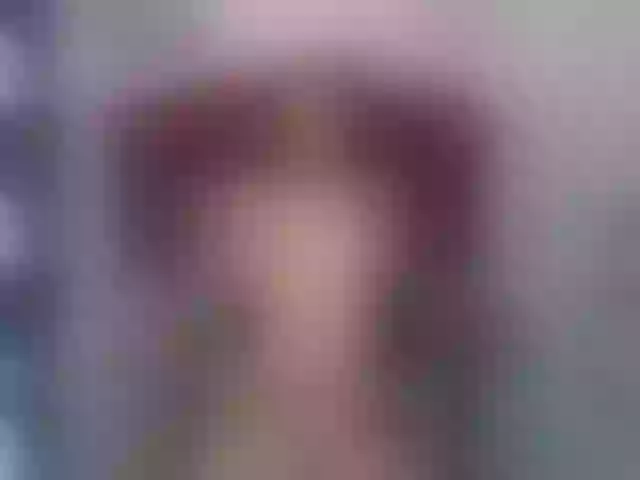 Live sex webcam photo for RoussMeyers #272304478