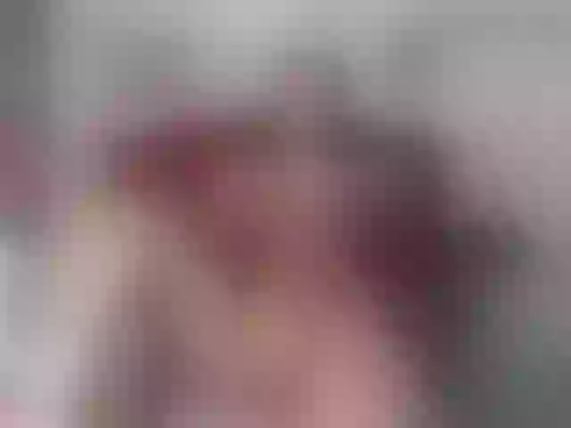 Live sex webcam photo for RoussMeyers #273747364