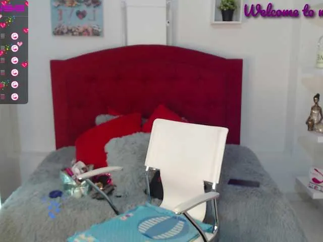 Live sex webcam photo for RoussMeyers #274333649