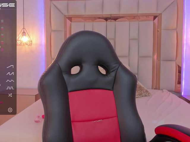 Live sex webcam photo for Rouxy-adams #274488276