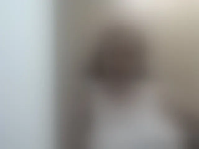 Live sex webcam photo for RoxanaMilf #293545298