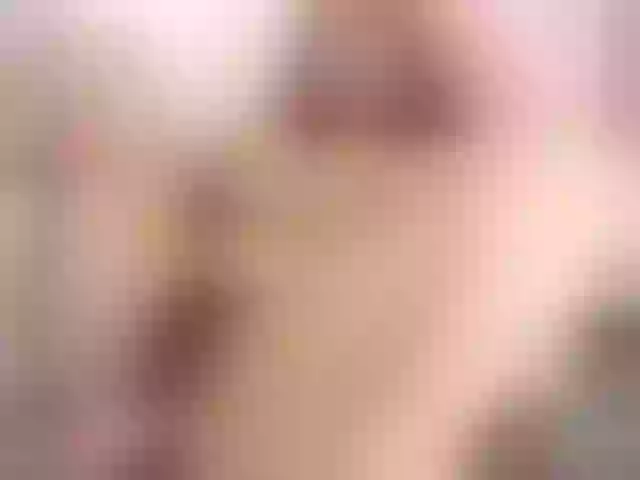 Live sex webcam photo for RoxaneEvans #290282164