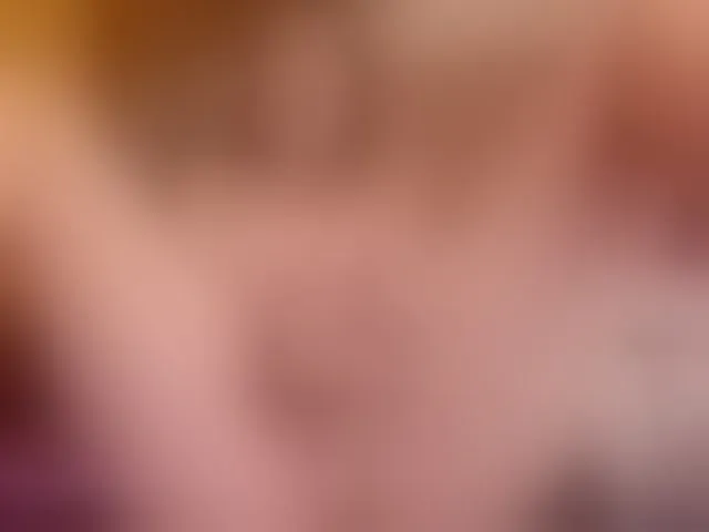 Live sex webcam photo for Roxanne-tay #292682480