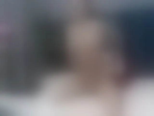 Live sex webcam photo for RoxieAnne #292812971