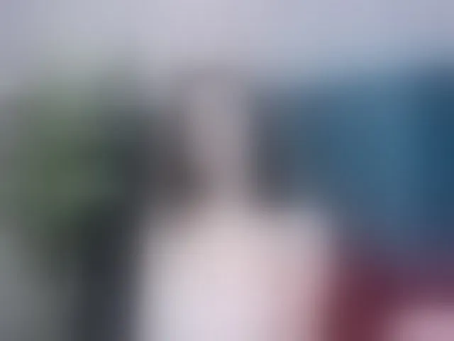 Live sex webcam photo for RoxieAnne #293411222