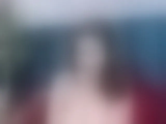 Live sex webcam photo for RoxieAnne #293890947