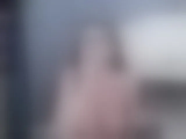 Live sex webcam photo for RoxieAnne #293975137