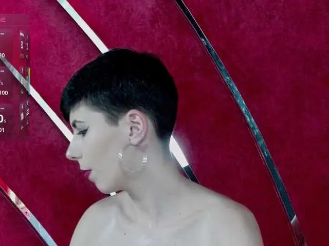 Live sex webcam photo for RoxxyRouge #292391374