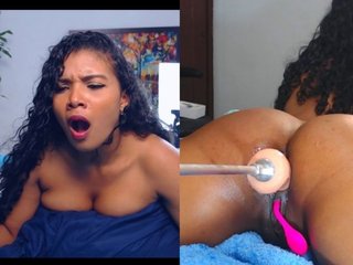 Live sex webcam photo for roxy-love #171119810