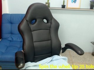 Live sex webcam photo for roxy-love #174029255