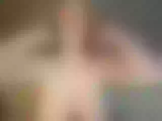 Live sex webcam photo for Roxy-Sunny #291766485