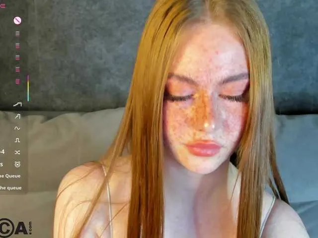 Live sex webcam photo for Roxy-Sunny #291777825
