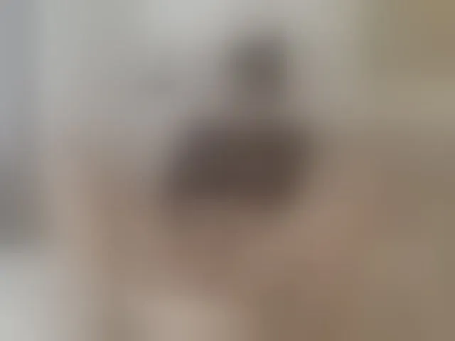 Live sex webcam photo for RoxySkyBlue #294064533