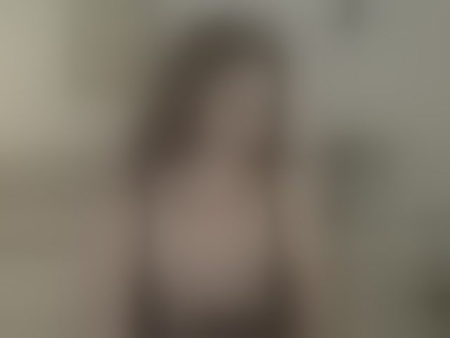Live sex webcam photo for RoxySkyBlue #294122486