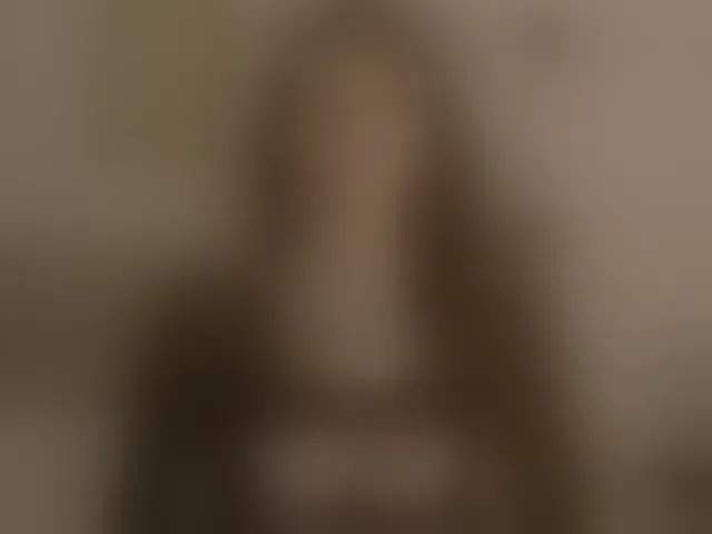 Live sex webcam photo for RoxySkyBlue #294331091