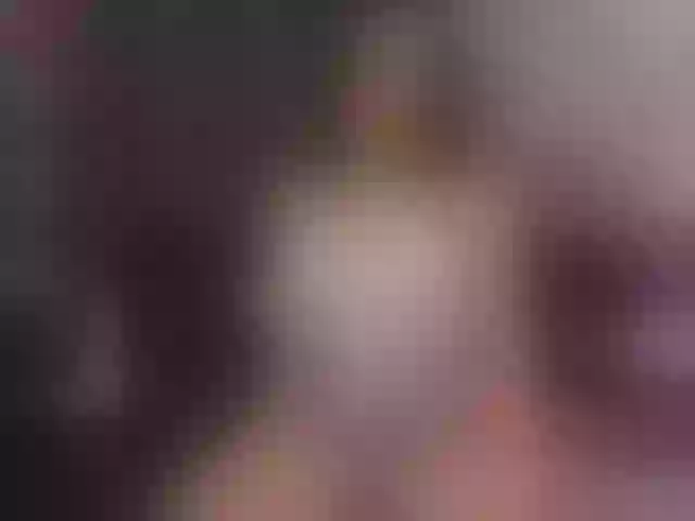 Live sex webcam photo for RoxyStar #291870621