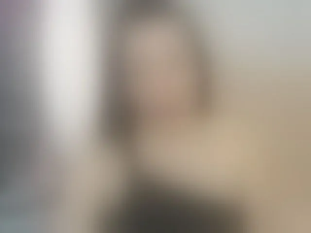 Live sex webcam photo for RoxyStar #293568031