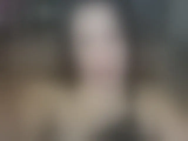 Live sex webcam photo for RoxyStar #293856181