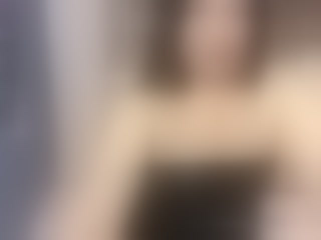 Live sex webcam photo for RoxyStar #294230983