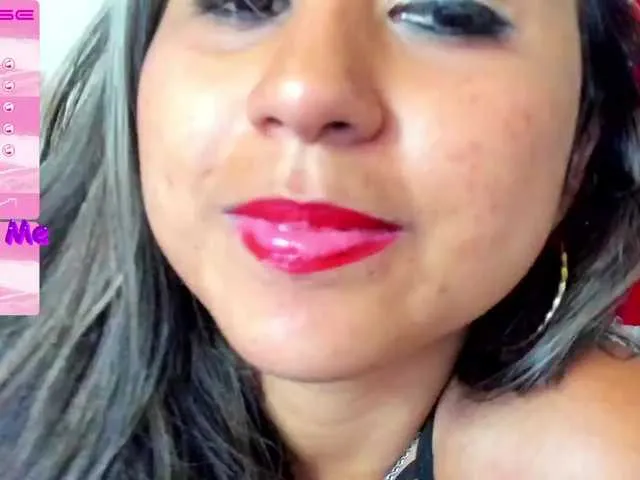 Live sex webcam photo for Roxybitch #272255599