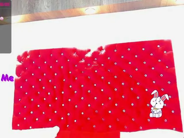 Live sex webcam photo for Roxybitch #272607334