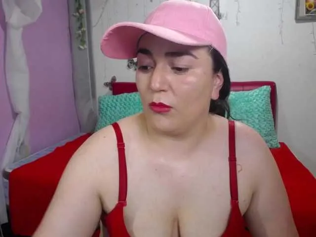 Live sex webcam photo for Roxypalmer #274355840