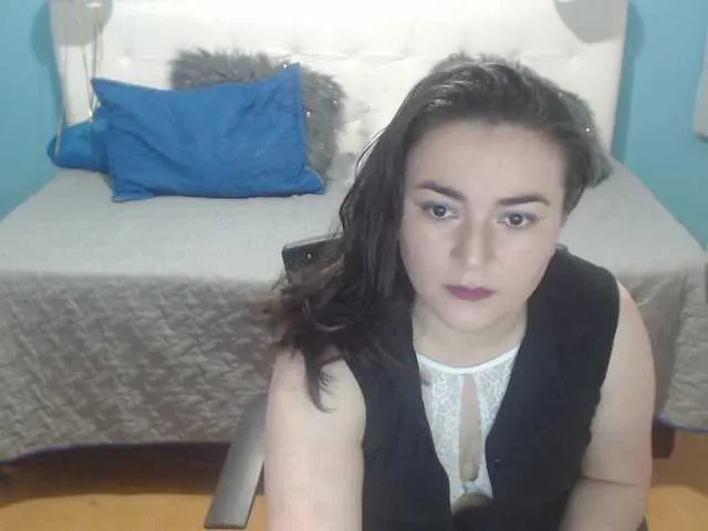 Live sex webcam photo for Roxypalmer #274382676